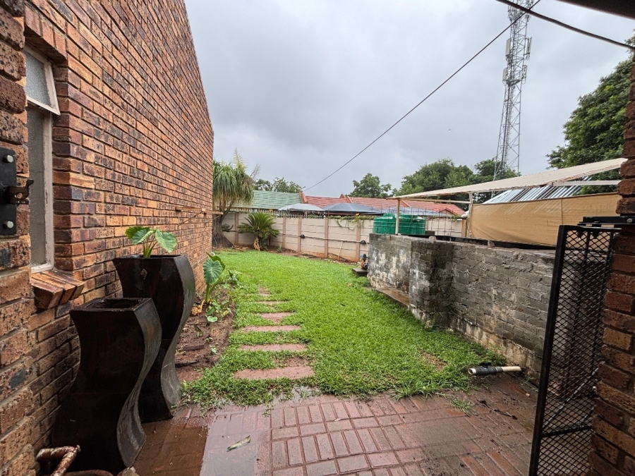 3 Bedroom Property for Sale in Oos Einde North West
